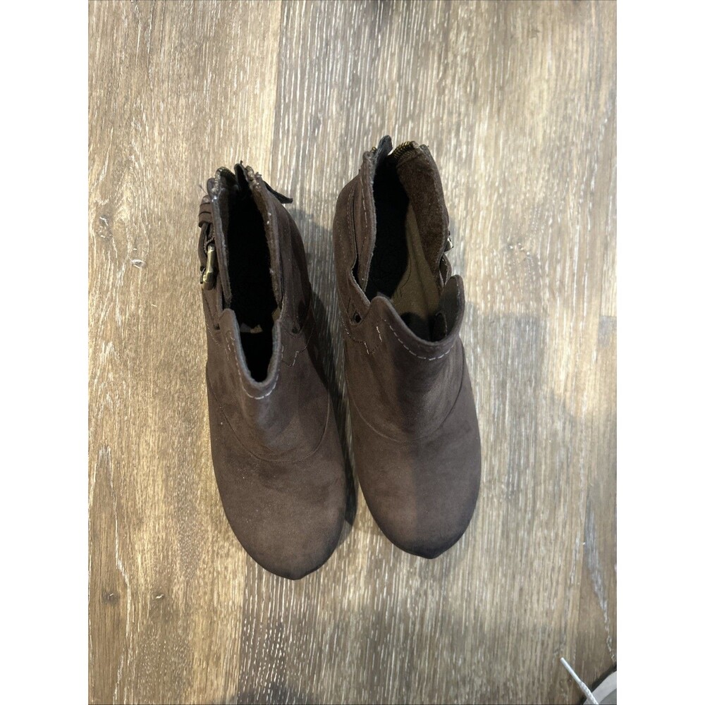 S27 Hokus Pokus Follie Wedge Ankle Boot Chestnut Size 7 Suede Like